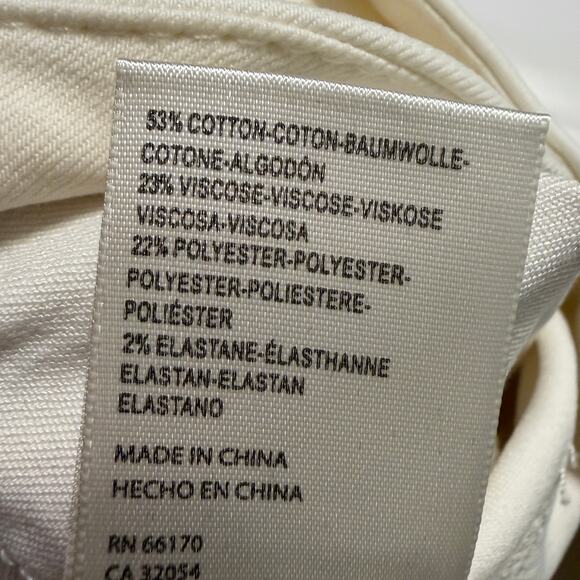 NEW FREE PEOPLE Venice Beach High Rise Flare In Worn White Sz 25 Stretchy - Picture 6 of 9